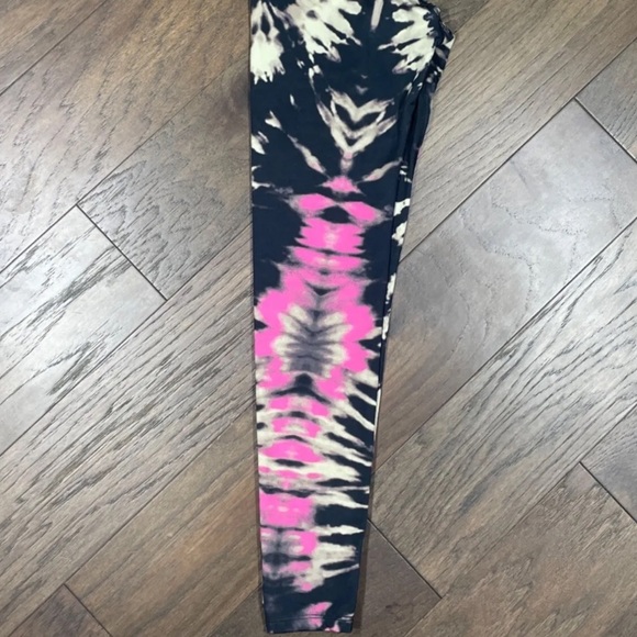 Noil Pants - NWOT Noli Yoga Tie Dye Leggings Italian Fabric Size Medium